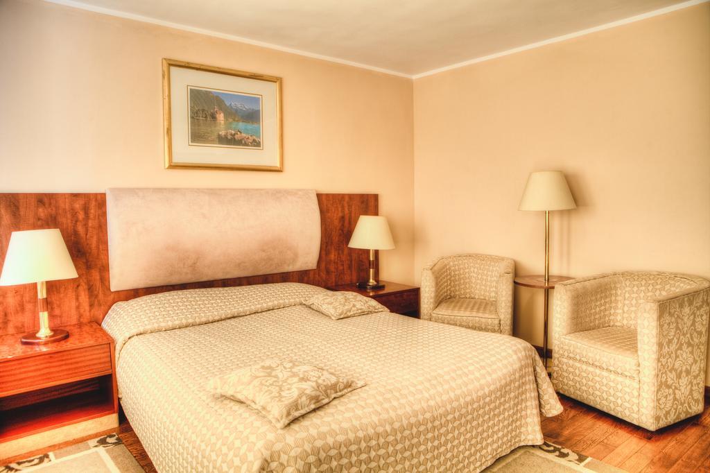 Vila Pinul Si Mesteacanul Poiana Brasov Exterior foto